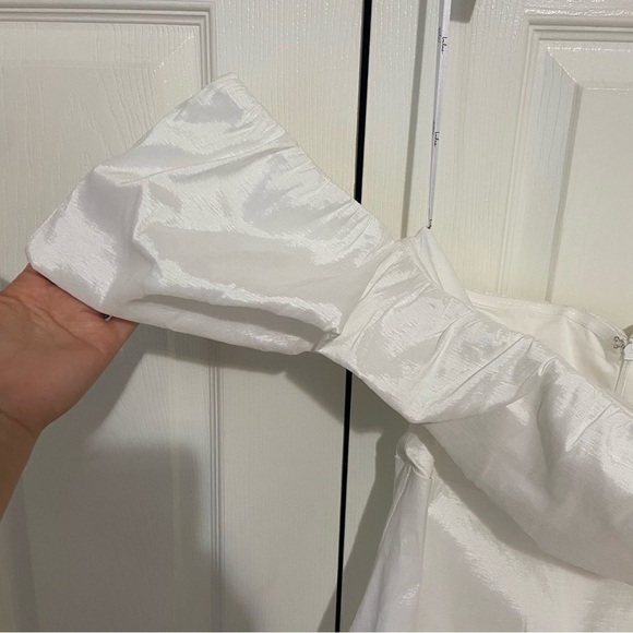 LuLu’s NWT Fanciful Feat White Taffeta Off-the-Shoulder Bodycon Mini Dress M - Picture 6 of 12